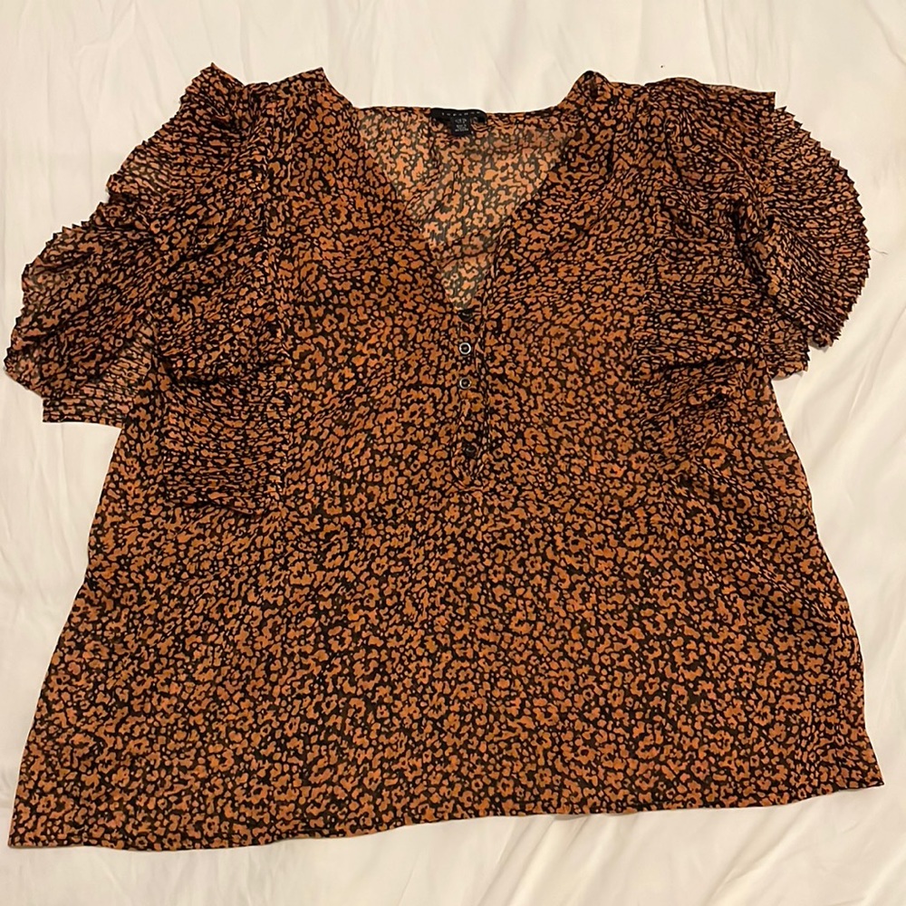 Topshop pattern top